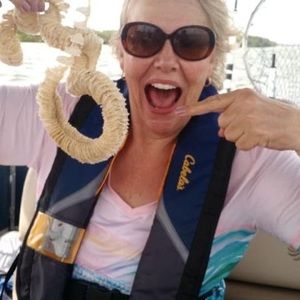 Meet your Posher, Bobbie